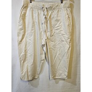 Lane Bryant Women's Capri Pants Size 16/ Inseam 20"